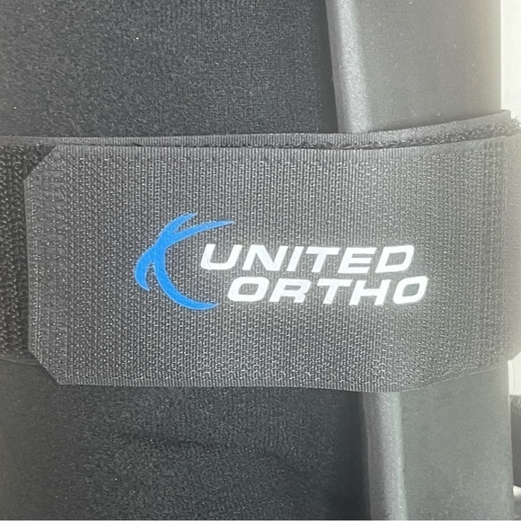 United Ortho - USA14109 Air Cam Walker Fracture Boot Extra Large Black - Picture 7 of 12